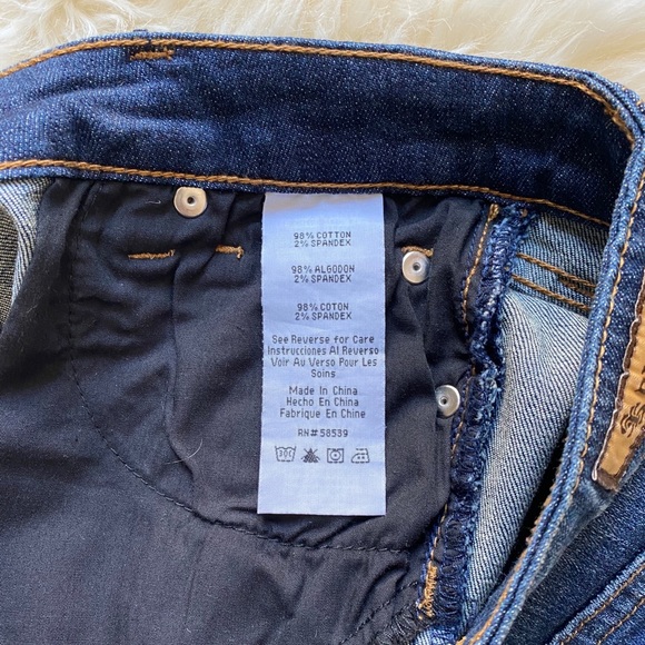 ✨SUMMER CLOSET SALE✨ STS Blue Distressed Jean Stretch Shorts NWOT - Picture 6 of 8